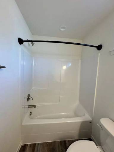 Main picture of 103 W 10th Ave