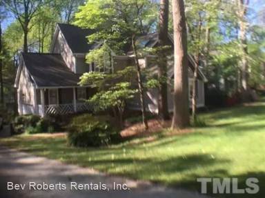 Main picture of 307 King George Loop