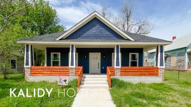 Main picture of 716 E Springer Ave