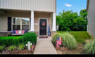 Main picture of 826 Lower Park Pl