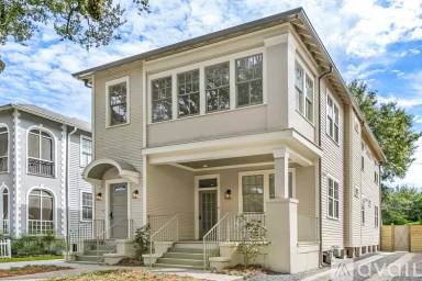 Main picture of 1018 Harding Dr