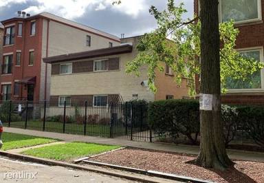 Main picture of 1465 E 69th St