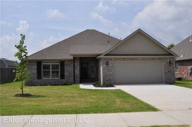 Main picture of 3500 SW Picasso Blvd