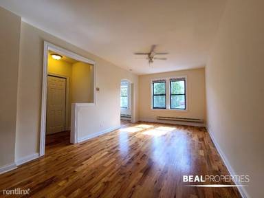 Main picture of 2851 N Damen Ave