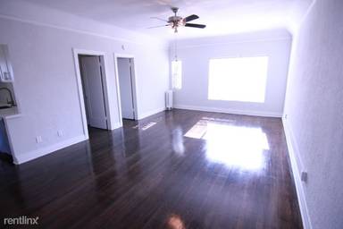 Main picture of 500 S Westmoreland Ave