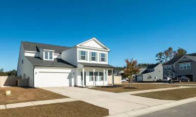Main picture of 456 Carrara Dr