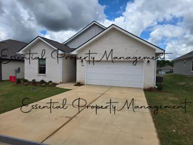 Main picture of 14480 Mountain Stream Dr