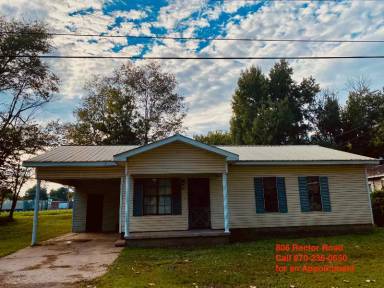 Main picture of 806 Rector Rd