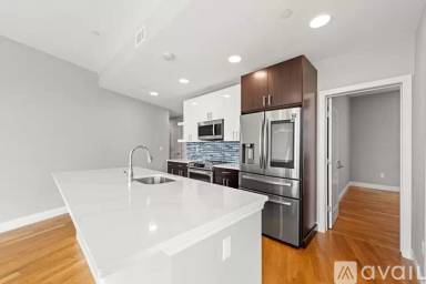Main picture of 10 Taber St