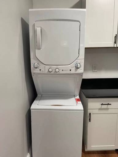 Main picture of 186 Dubois St