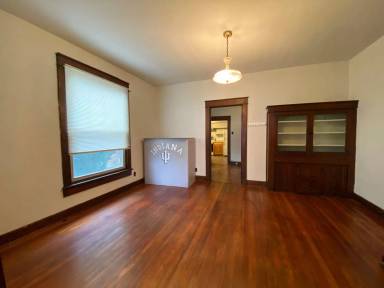 Main picture of 705 N Lincoln St