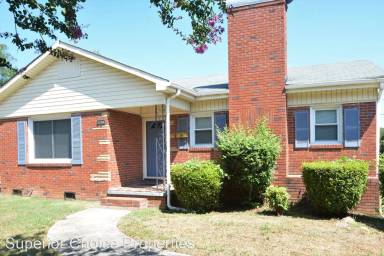 Main picture of 1536 Russell Ave