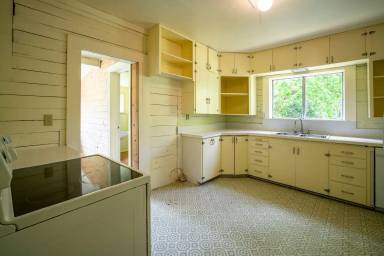 Main picture of 94370 Main St