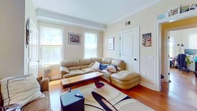 Main picture of 2 Johnson Ave