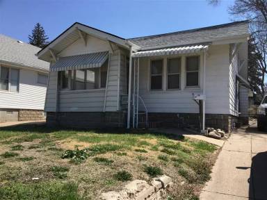 Main picture of 3527 N 60th St