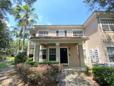 Main picture of 225 Arbor Lakes Cir