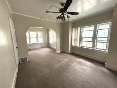 Main picture of 617 9th St S