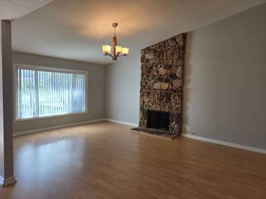 Main picture of 2010 E Hillman Cir