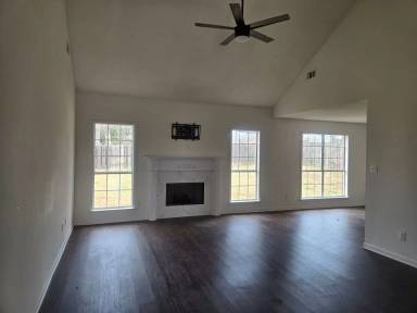 Main picture of 6228 Ewing Blvd