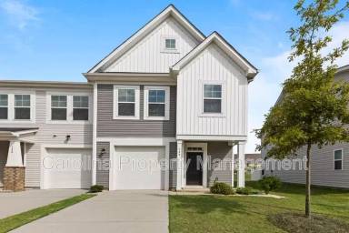 Main picture of 144 Briana Marie Way
