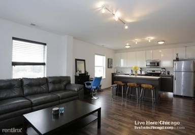 Main picture of 1544 W Glenlake Ave Apartments