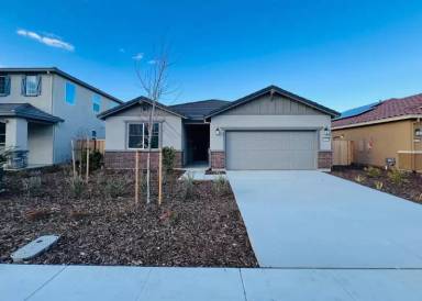 Main picture of 2475 Bersano St