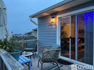 Main picture of 216 Sand Piper Dr