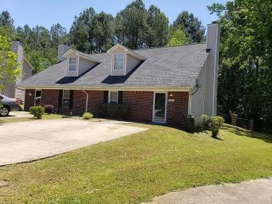 Main picture of 2405 Leeward Ct