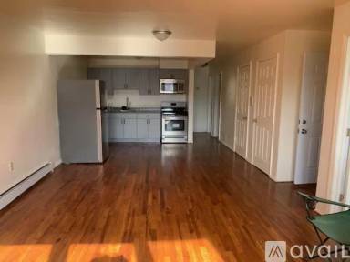 Main picture of 31 08 Seagirt Ave