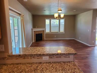 Main picture of 63255 Rossby St