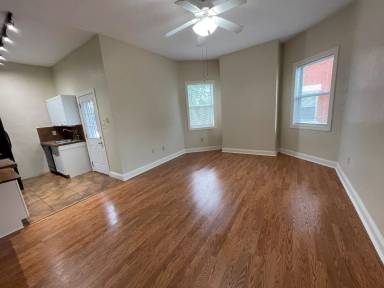 Main picture of 6727 Thomas Blvd