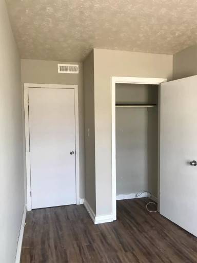 Main picture of 2930 E Magnolia Ave - 5