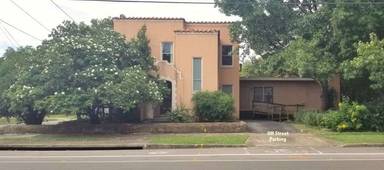 Main picture of 326 E Mistletoe Ave