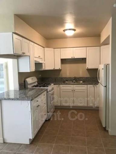 Main picture of 591D D St