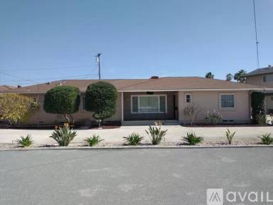 Main picture of 8530 Golden Ave