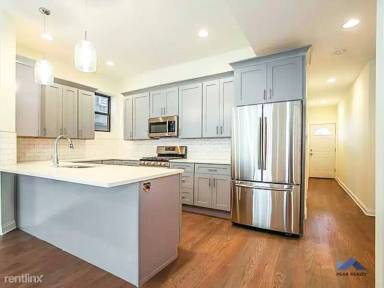 Main picture of 2854 W Shakespeare Ave