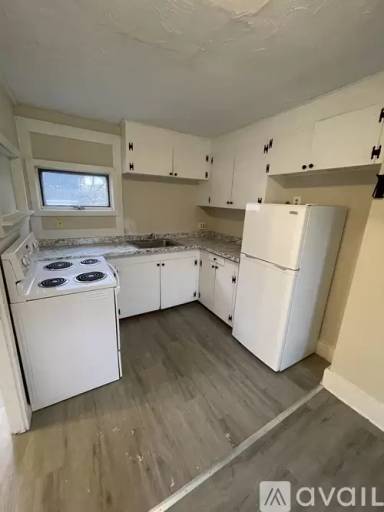Main picture of 24 Green St