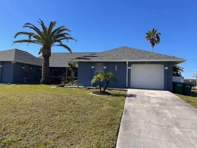 Main picture of 2614 SW 7th Pl