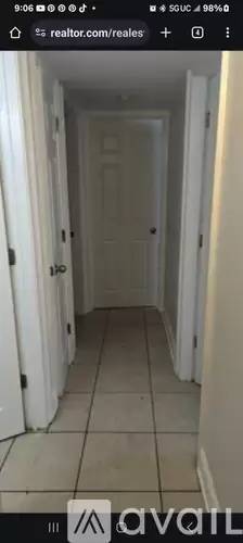 Main picture of 3300 Kabel Dr