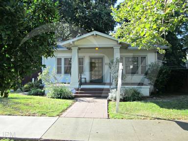 Main picture of 331 W 8th St