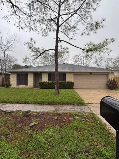 Main picture of 317 Brookdale Dr