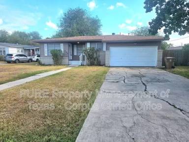 Main picture of 425 Rita Dr
