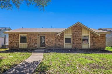 Main picture of 1814 Addington Dr