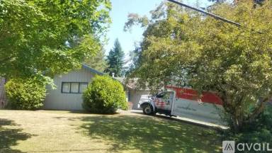 Main picture of 118 158th Pl NE