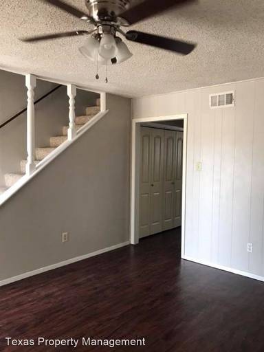 Main picture of 1401 Courtney Pl