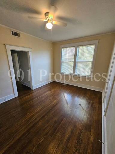 Main picture of 1512 Madison Ave