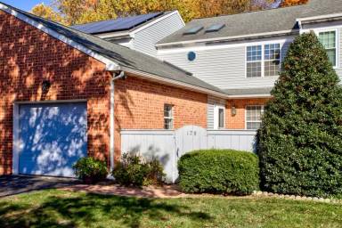 Main picture of 178 Treetops Dr
