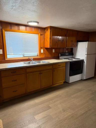 Main picture of 317 NE Anvidon St