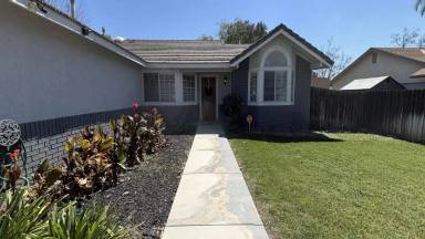 Main picture of 1562 Campus Ave