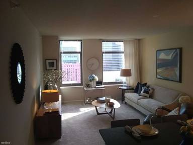 Main picture of Echelon Chicago